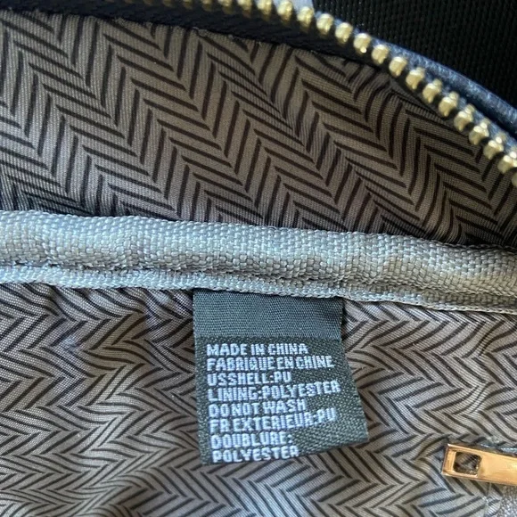 BLUE BACKPACK - Picture 5 of 7